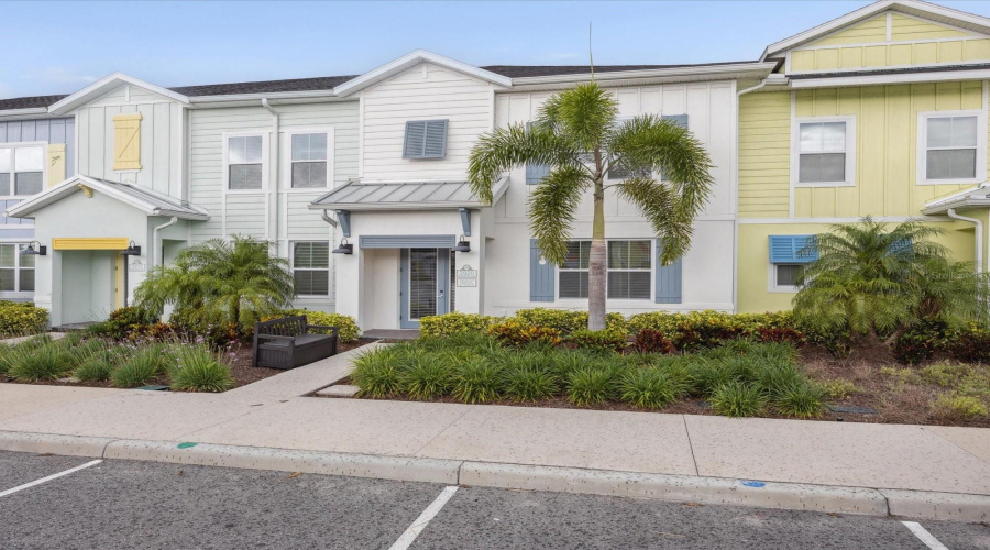 KISSIMMEE, Florida 34747, 3 Bedrooms Bedrooms, ,3 BathroomsBathrooms,Residential,For Sale,ON THE ROCKS,0,MFRO6310168