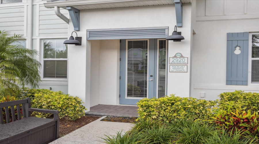 KISSIMMEE, Florida 34747, 3 Bedrooms Bedrooms, ,3 BathroomsBathrooms,Residential,For Sale,ON THE ROCKS,0,MFRO6310168