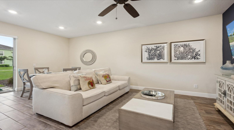 KISSIMMEE, Florida 34747, 3 Bedrooms Bedrooms, ,3 BathroomsBathrooms,Residential,For Sale,ON THE ROCKS,0,MFRO6310168