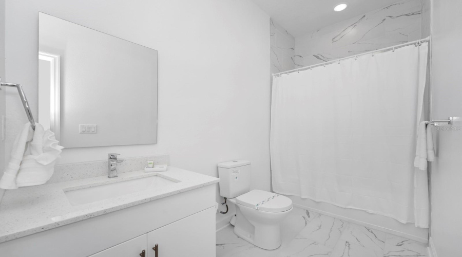 DAVENPORT, Florida 33896, 5 Bedrooms Bedrooms, ,4 BathroomsBathrooms,Residential,For Sale,FAMAGUSTA,0,MFRO6307450