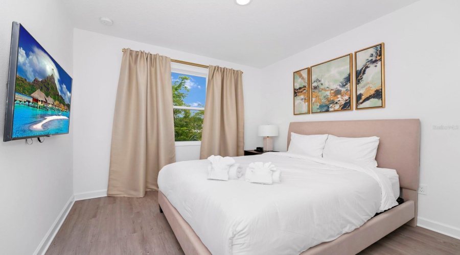 DAVENPORT, Florida 33896, 5 Bedrooms Bedrooms, ,4 BathroomsBathrooms,Residential,For Sale,FAMAGUSTA,0,MFRO6307450