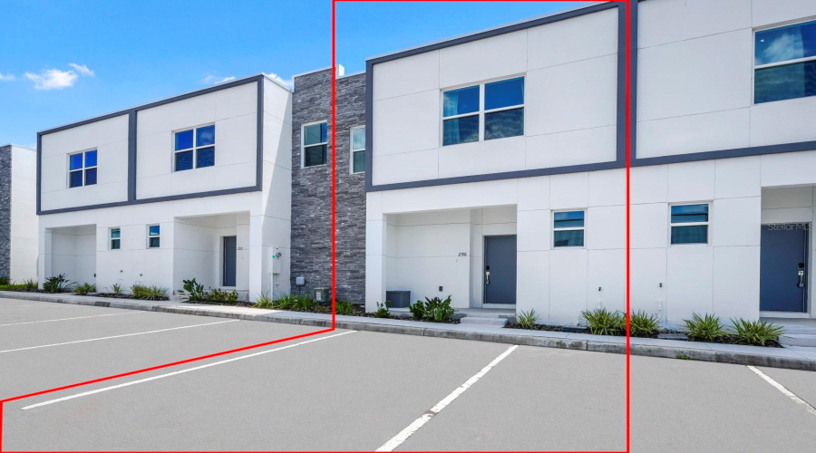 DAVENPORT, Florida 33896, 5 Bedrooms Bedrooms, ,4 BathroomsBathrooms,Residential,For Sale,FAMAGUSTA,0,MFRO6307450