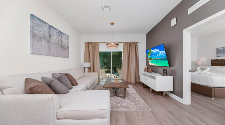 DAVENPORT, Florida 33896, 5 Bedrooms Bedrooms, ,4 BathroomsBathrooms,Residential,For Sale,FAMAGUSTA,0,MFRO6307450