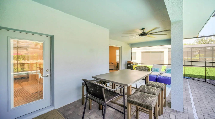 DAVENPORT, Florida 33837, 7 Bedrooms Bedrooms, ,5 BathroomsBathrooms,Residential,For Sale,OAKMOSS,0,MFRO6310194