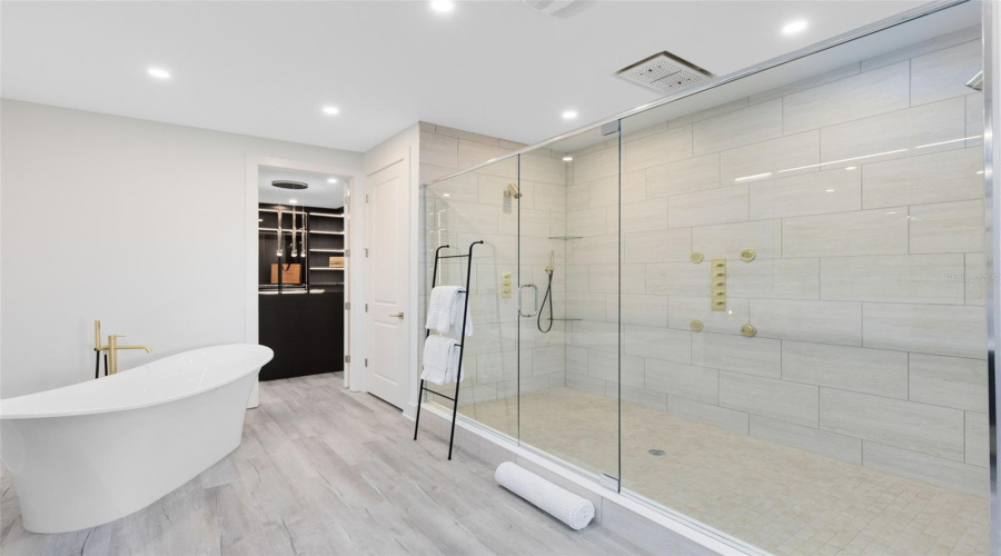 REUNION, Florida 34747, 6 Bedrooms Bedrooms, ,10 BathroomsBathrooms,Residential,For Sale,MUIRFIELD,MFRO6306498