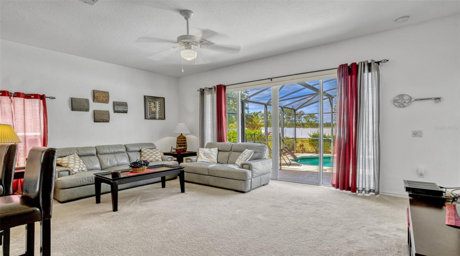 DAVENPORT, Florida 33837, 5 Bedrooms Bedrooms, ,3 BathroomsBathrooms,Residential,For Sale,CADIZ,0,MFRO6305652