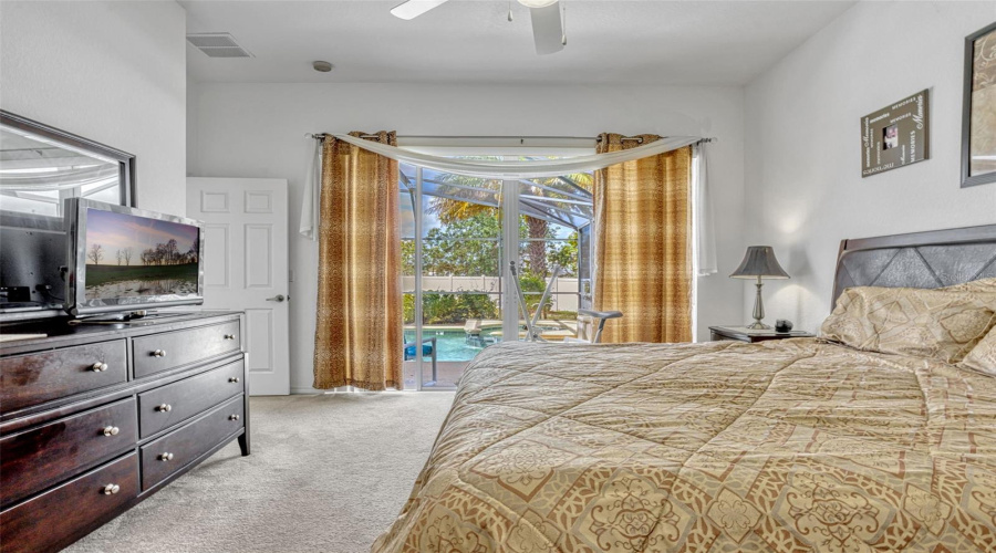 DAVENPORT, Florida 33837, 5 Bedrooms Bedrooms, ,3 BathroomsBathrooms,Residential,For Sale,CADIZ,0,MFRO6305652