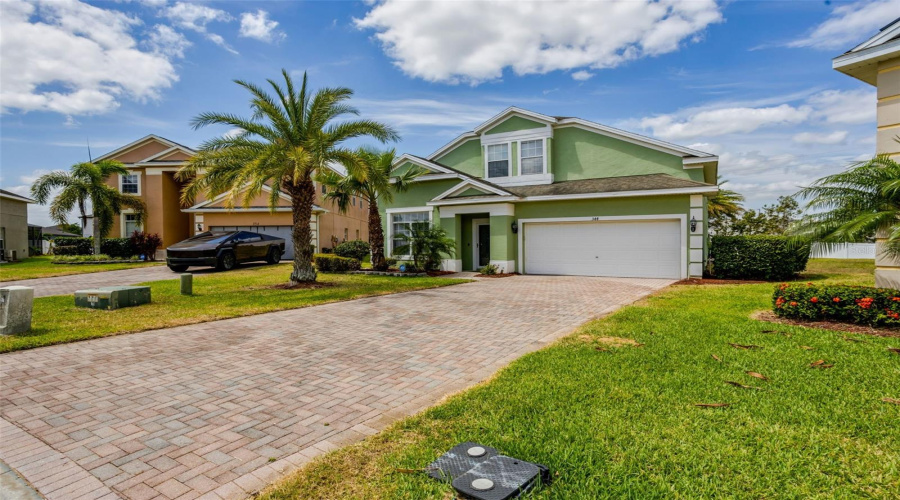 DAVENPORT, Florida 33837, 5 Bedrooms Bedrooms, ,3 BathroomsBathrooms,Residential,For Sale,CADIZ,0,MFRO6305652