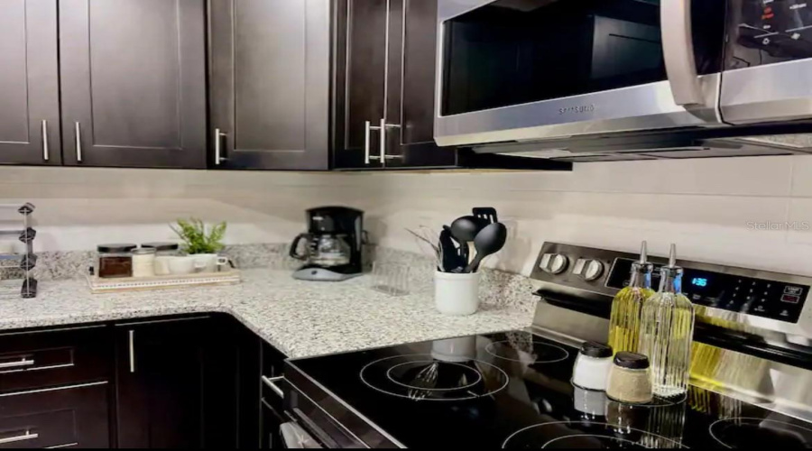 KISSIMMEE, Florida 34746, 3 Bedrooms Bedrooms, ,2 BathroomsBathrooms,Residential,For Sale,CLUB CORTILE,MFRS5127115