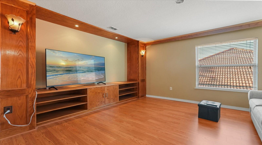 Orlando, Florida 32836, 5 Bedrooms Bedrooms, ,5 Bathroomsbathrooms,Residential,For Sale,Phillips Grove,Mfro6310085