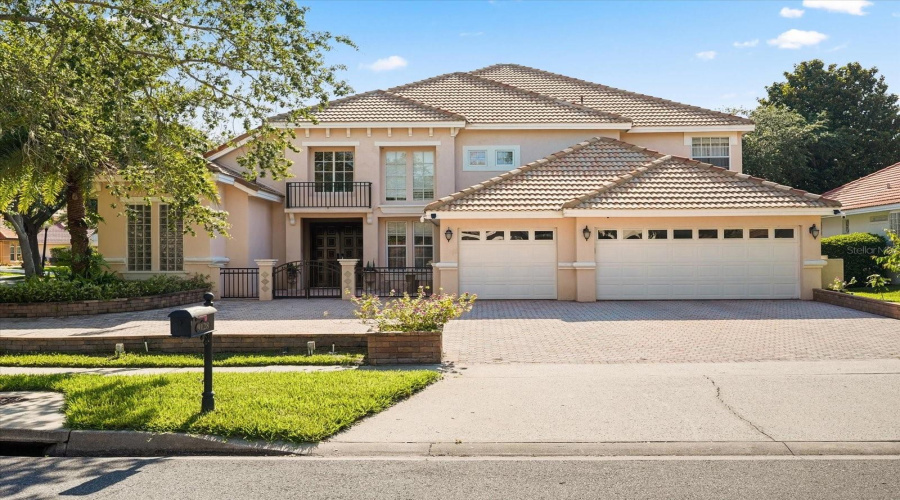 Orlando, Florida 32836, 5 Bedrooms Bedrooms, ,5 Bathroomsbathrooms,Residential,For Sale,Phillips Grove,Mfro6310085