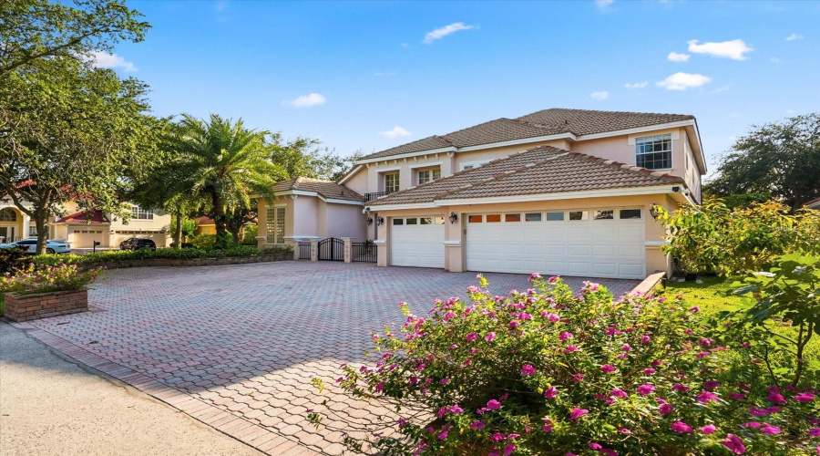Orlando, Florida 32836, 5 Bedrooms Bedrooms, ,5 Bathroomsbathrooms,Residential,For Sale,Phillips Grove,Mfro6310085