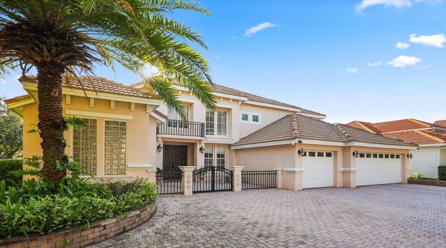 Orlando, Florida 32836, 5 Bedrooms Bedrooms, ,5 Bathroomsbathrooms,Residential,For Sale,Phillips Grove,Mfro6310085