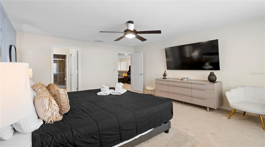 DAVENPORT, Florida 33897, 5 Bedrooms Bedrooms, ,4 BathroomsBathrooms,Residential,For Sale,LANA,0,MFRO6310511