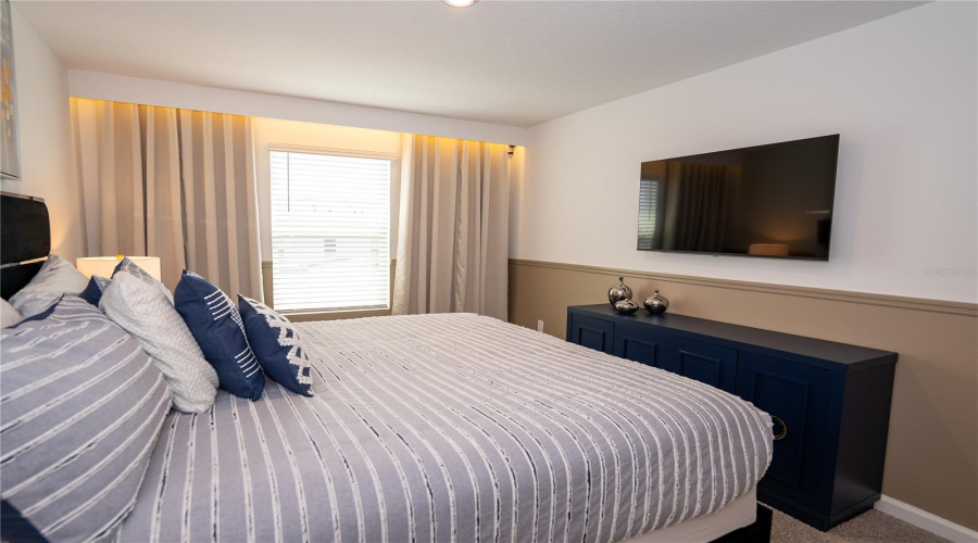 KISSIMMEE, Florida 34747, 5 Bedrooms Bedrooms, ,4 BathroomsBathrooms,Residential,For Sale,DISTANT SUN,0,MFRO6310504