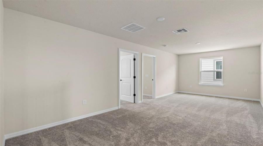 ORLANDO, Florida 32836, 5 Bedrooms Bedrooms, ,3 BathroomsBathrooms,Residential,For Sale,PARK ESTATES,0,MFRO6310446