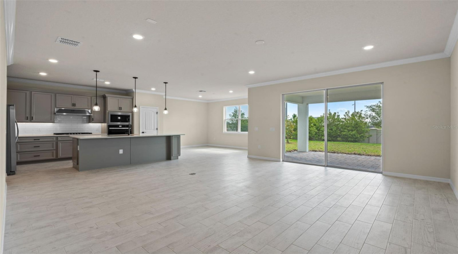 ORLANDO, Florida 32836, 5 Bedrooms Bedrooms, ,3 BathroomsBathrooms,Residential,For Sale,PARK ESTATES,0,MFRO6310446