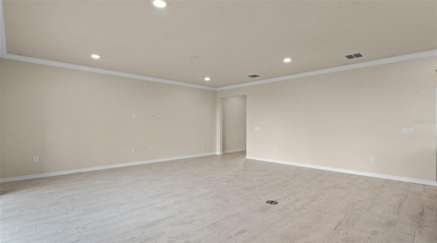 ORLANDO, Florida 32836, 5 Bedrooms Bedrooms, ,3 BathroomsBathrooms,Residential,For Sale,PARK ESTATES,0,MFRO6310446