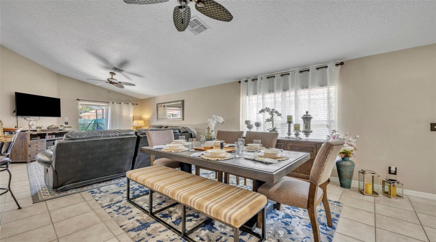 DAVENPORT, Florida 33897, 4 Bedrooms Bedrooms, ,3 BathroomsBathrooms,Residential,For Sale,CORDOVA,0,MFRO6310040