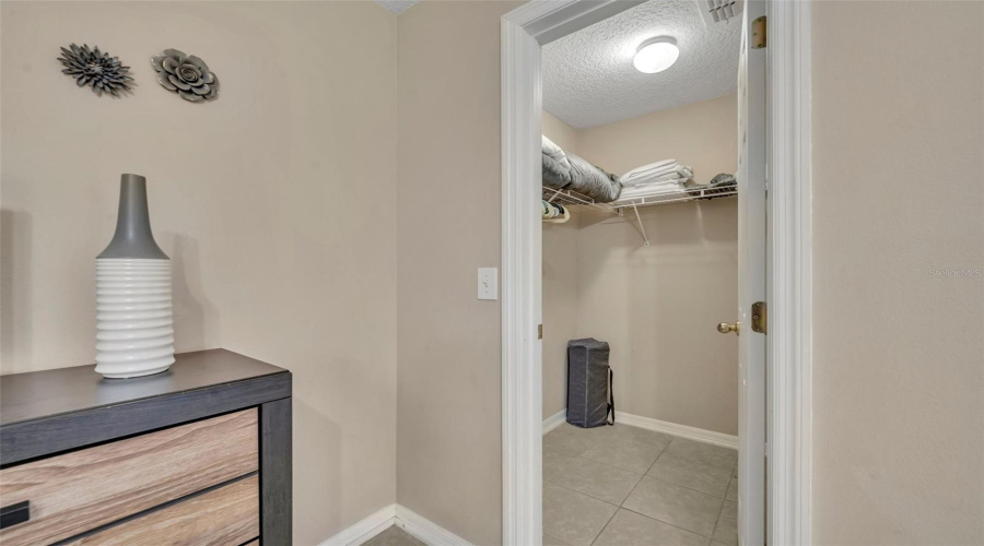 DAVENPORT, Florida 33897, 4 Bedrooms Bedrooms, ,3 BathroomsBathrooms,Residential,For Sale,CORDOVA,0,MFRO6310040