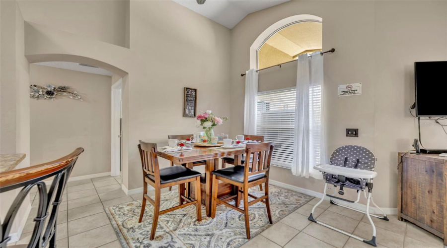 DAVENPORT, Florida 33897, 4 Bedrooms Bedrooms, ,3 BathroomsBathrooms,Residential,For Sale,CORDOVA,0,MFRO6310040