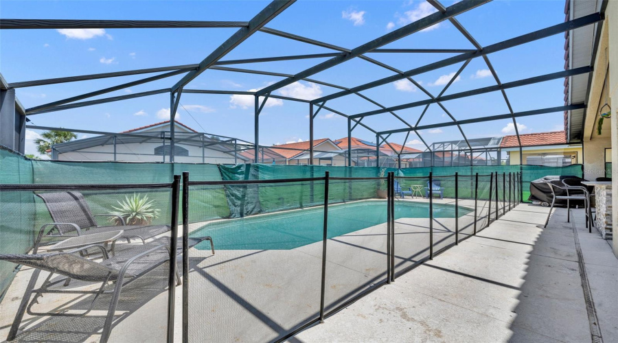 DAVENPORT, Florida 33897, 4 Bedrooms Bedrooms, ,3 BathroomsBathrooms,Residential,For Sale,CORDOVA,0,MFRO6310040