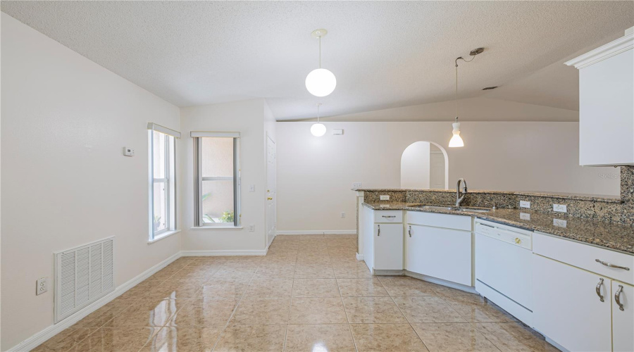 DAVENPORT, Florida 33897, 4 Bedrooms Bedrooms, ,2 BathroomsBathrooms,Residential,For Sale,HIGHWAY 27,0,MFRO6302143