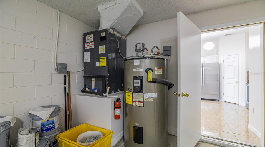 DAVENPORT, Florida 33897, 4 Bedrooms Bedrooms, ,2 BathroomsBathrooms,Residential,For Sale,HIGHWAY 27,0,MFRO6302143