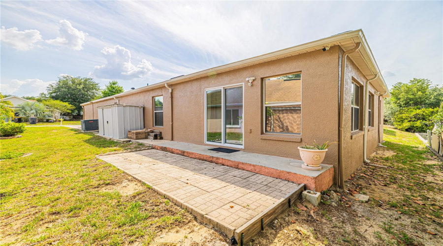 DAVENPORT, Florida 33897, 4 Bedrooms Bedrooms, ,2 BathroomsBathrooms,Residential,For Sale,HIGHWAY 27,0,MFRO6302143