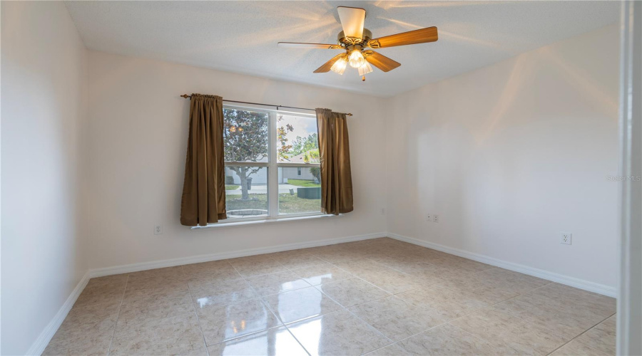 DAVENPORT, Florida 33897, 4 Bedrooms Bedrooms, ,2 BathroomsBathrooms,Residential,For Sale,HIGHWAY 27,0,MFRO6302143