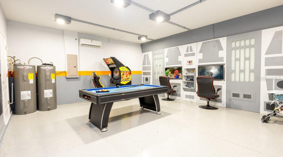 Game Room Garage