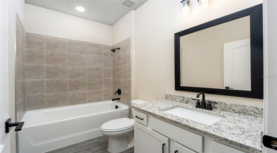 KISSIMMEE, Florida 34747, 3 Bedrooms Bedrooms, ,2 BathroomsBathrooms,Residential,For Sale,SOMERSWORTH,0,MFRTB8388139