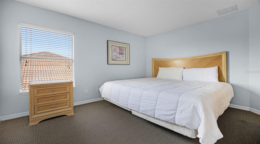 DAVENPORT, Florida 33837, 7 Bedrooms Bedrooms, ,4 BathroomsBathrooms,Residential,For Sale,ROSSO,0,MFRS5127285