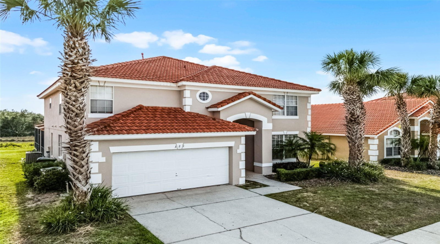 DAVENPORT, Florida 33837, 7 Bedrooms Bedrooms, ,4 BathroomsBathrooms,Residential,For Sale,ROSSO,0,MFRS5127285