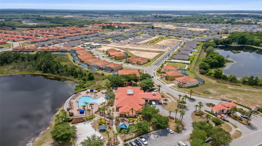 DAVENPORT, Florida 33837, 7 Bedrooms Bedrooms, ,4 BathroomsBathrooms,Residential,For Sale,ROSSO,0,MFRS5127285