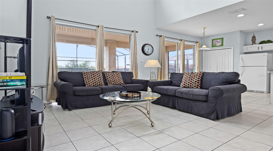 DAVENPORT, Florida 33837, 7 Bedrooms Bedrooms, ,4 BathroomsBathrooms,Residential,For Sale,ROSSO,0,MFRS5127285