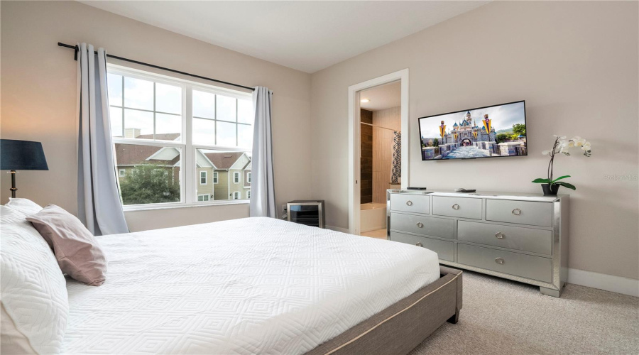 KISSIMMEE, Florida 34747, 4 Bedrooms Bedrooms, ,4 BathroomsBathrooms,Residential,For Sale,SUNNY DREAMS,0,MFRO6310626