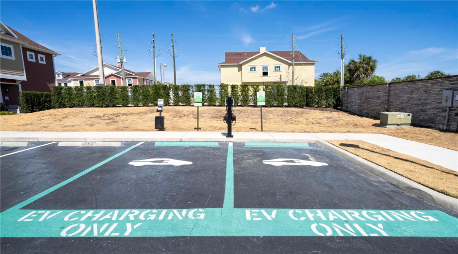 KISSIMMEE, Florida 34747, 4 Bedrooms Bedrooms, ,4 BathroomsBathrooms,Residential,For Sale,SUNNY DREAMS,0,MFRO6310626