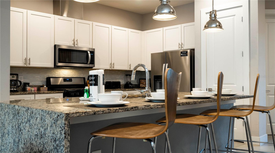 KISSIMMEE, Florida 34747, 4 Bedrooms Bedrooms, ,4 BathroomsBathrooms,Residential,For Sale,SUNNY DREAMS,0,MFRO6310626