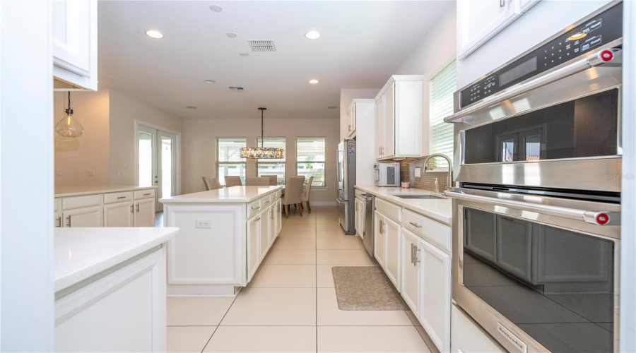 ORLANDO, Florida 32836, 7 Bedrooms Bedrooms, ,6 BathroomsBathrooms,Residential,For Sale,PIPPEN,0,MFRO6310847