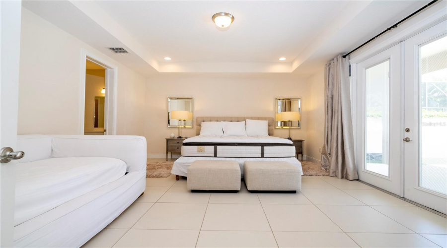 ORLANDO, Florida 32836, 7 Bedrooms Bedrooms, ,6 BathroomsBathrooms,Residential,For Sale,PIPPEN,0,MFRO6310847