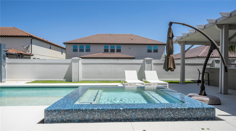 ORLANDO, Florida 32836, 7 Bedrooms Bedrooms, ,6 BathroomsBathrooms,Residential,For Sale,PIPPEN,0,MFRO6310847