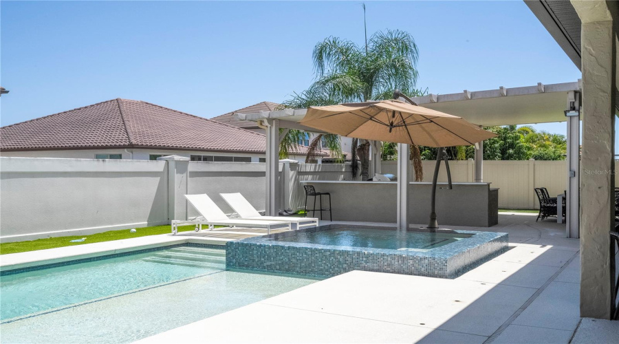 ORLANDO, Florida 32836, 7 Bedrooms Bedrooms, ,6 BathroomsBathrooms,Residential,For Sale,PIPPEN,0,MFRO6310847