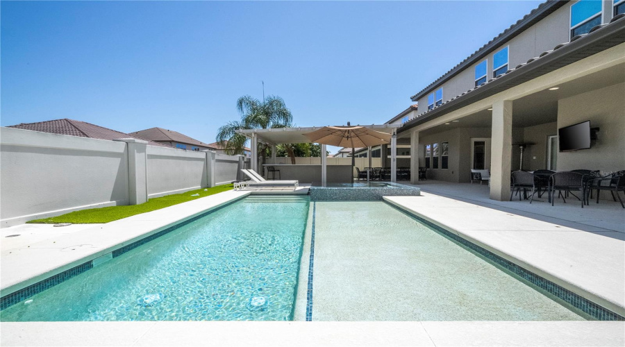 ORLANDO, Florida 32836, 7 Bedrooms Bedrooms, ,6 BathroomsBathrooms,Residential,For Sale,PIPPEN,0,MFRO6310847