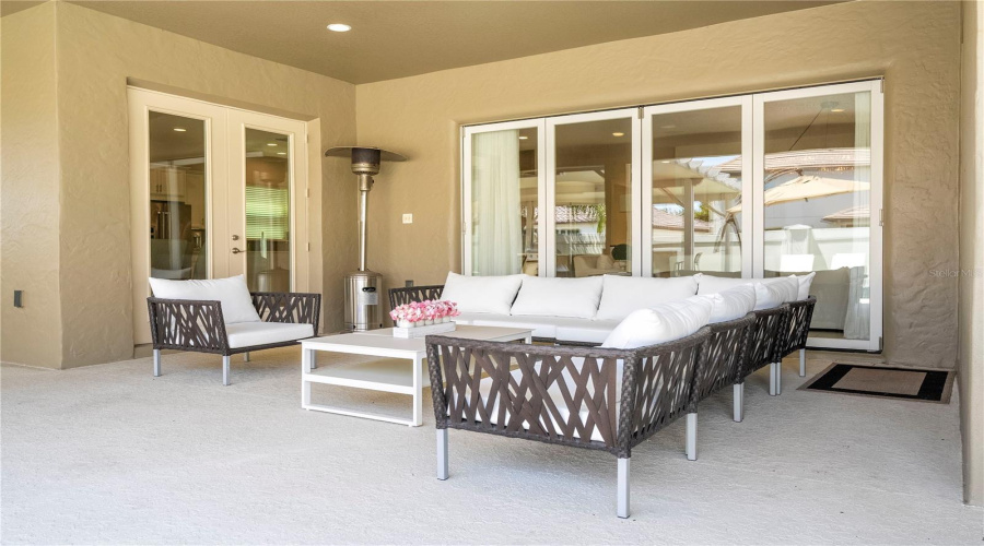 ORLANDO, Florida 32836, 7 Bedrooms Bedrooms, ,6 BathroomsBathrooms,Residential,For Sale,PIPPEN,0,MFRO6310847