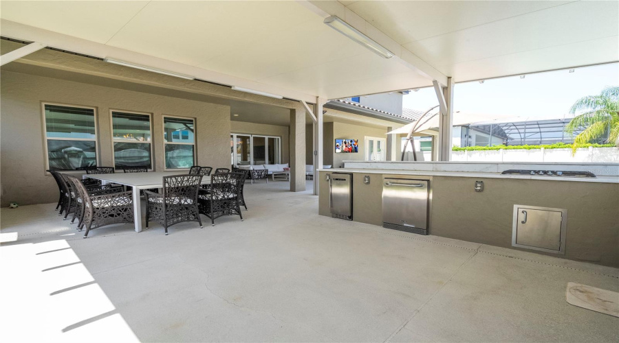 ORLANDO, Florida 32836, 7 Bedrooms Bedrooms, ,6 BathroomsBathrooms,Residential,For Sale,PIPPEN,0,MFRO6310847