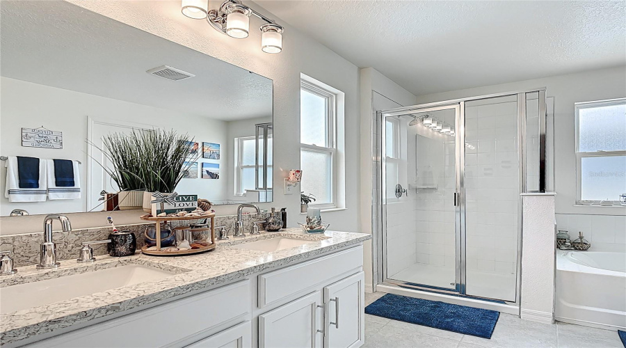 2nd Full Bathroom