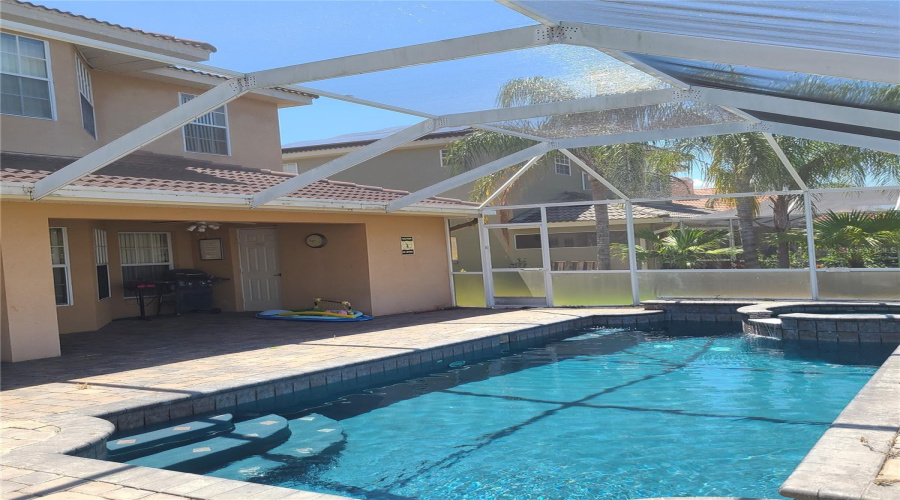 DAVENPORT, Florida 33897, 4 Bedrooms Bedrooms, ,4 BathroomsBathrooms,Residential,For Sale,VISTA,MFRO6309451