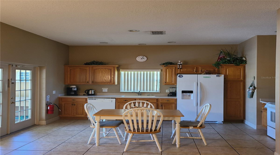 DAVENPORT, Florida 33897, 4 Bedrooms Bedrooms, ,4 BathroomsBathrooms,Residential,For Sale,VISTA,MFRO6309451