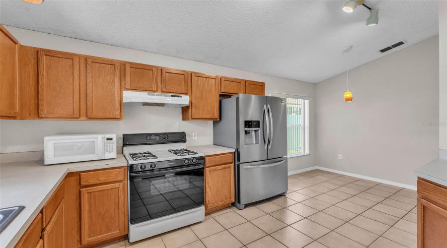 DAVENPORT, Florida 33837, 3 Bedrooms Bedrooms, ,2 BathroomsBathrooms,Residential,For Sale,SIR PHILLIPS,0,MFRL4953063